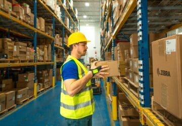 Zebra RS2100 Wearable Scanner for Warehouse Picking Operations